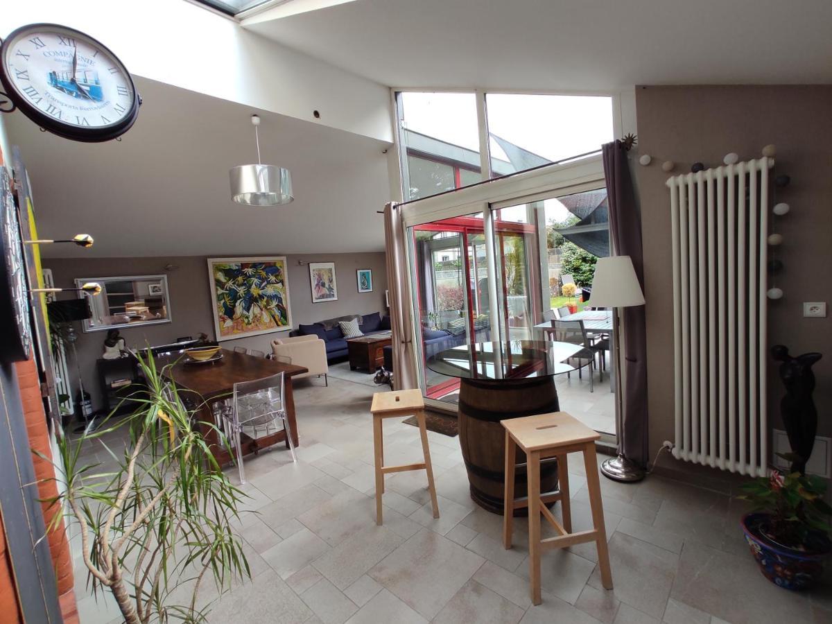 Aux Trois Palmiers Bed & Breakfast แซงต์-บรีเออ ภายนอก รูปภาพ